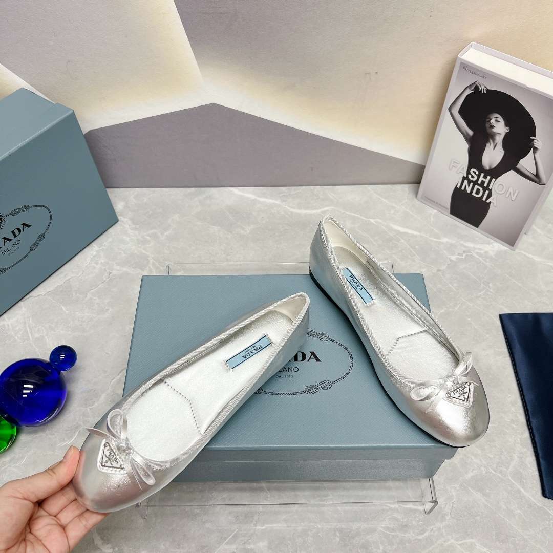 Pra*a Nappa Ballerinas Silver For Women