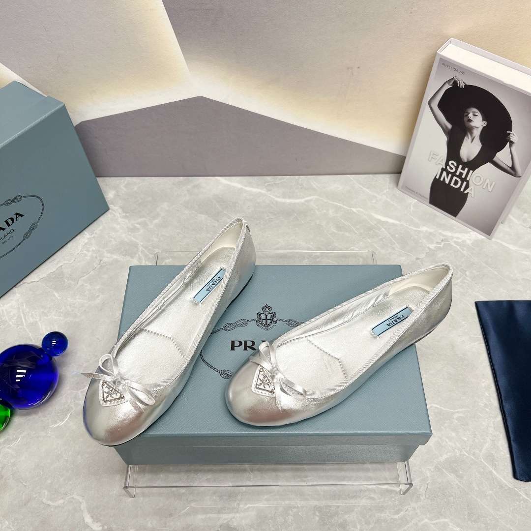 Pra*a Nappa Ballerinas Silver For Women
