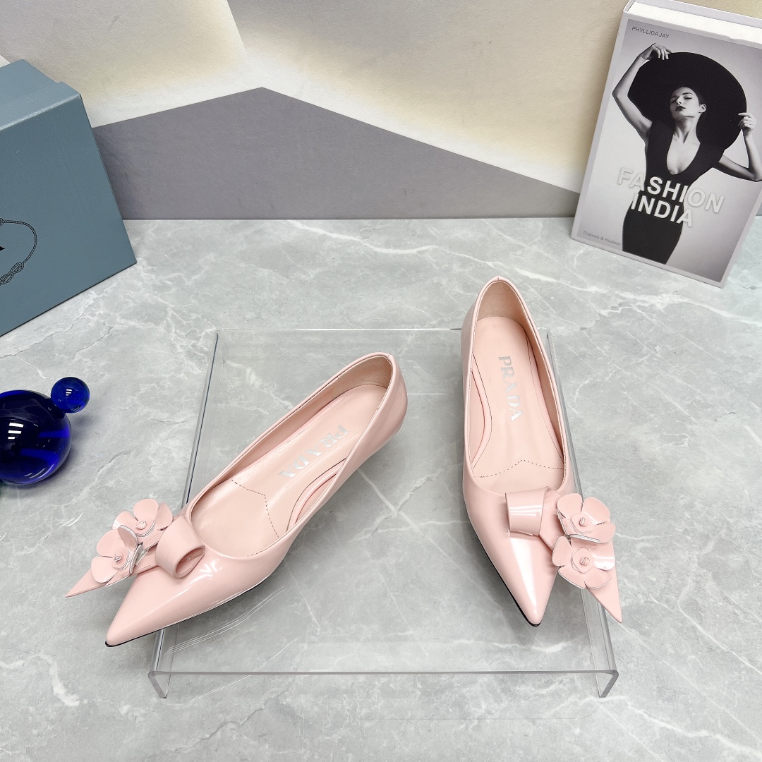 Pra*a Patent Pumps Pink For Women
