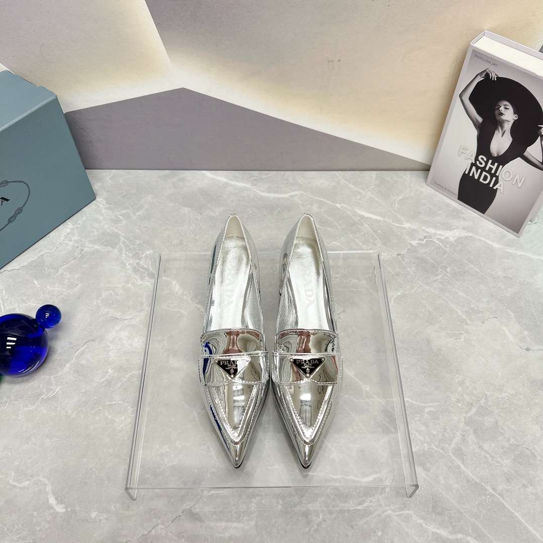 Pra*a Patent Pumps Silver For Women