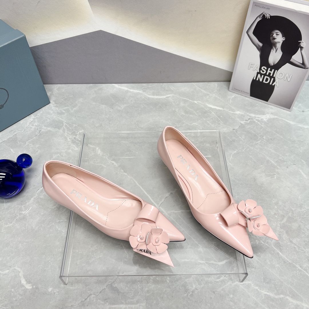 Pra*a Patent Pumps Pink For Women