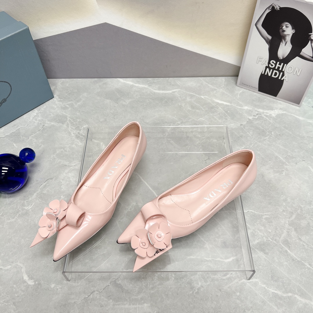 Pra*a Patent Pumps Pink For Women