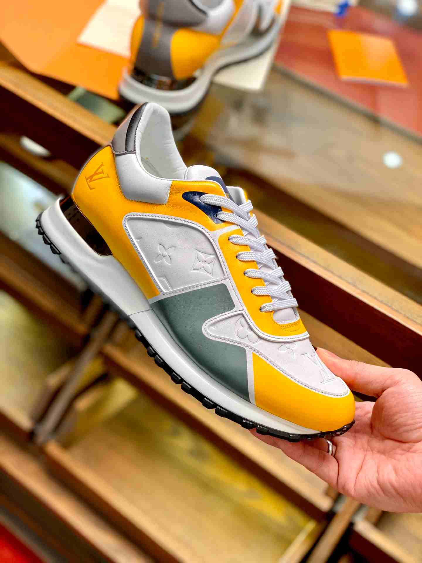 L0vis Vvtt0n Run Away Sneaker Yellow For Men