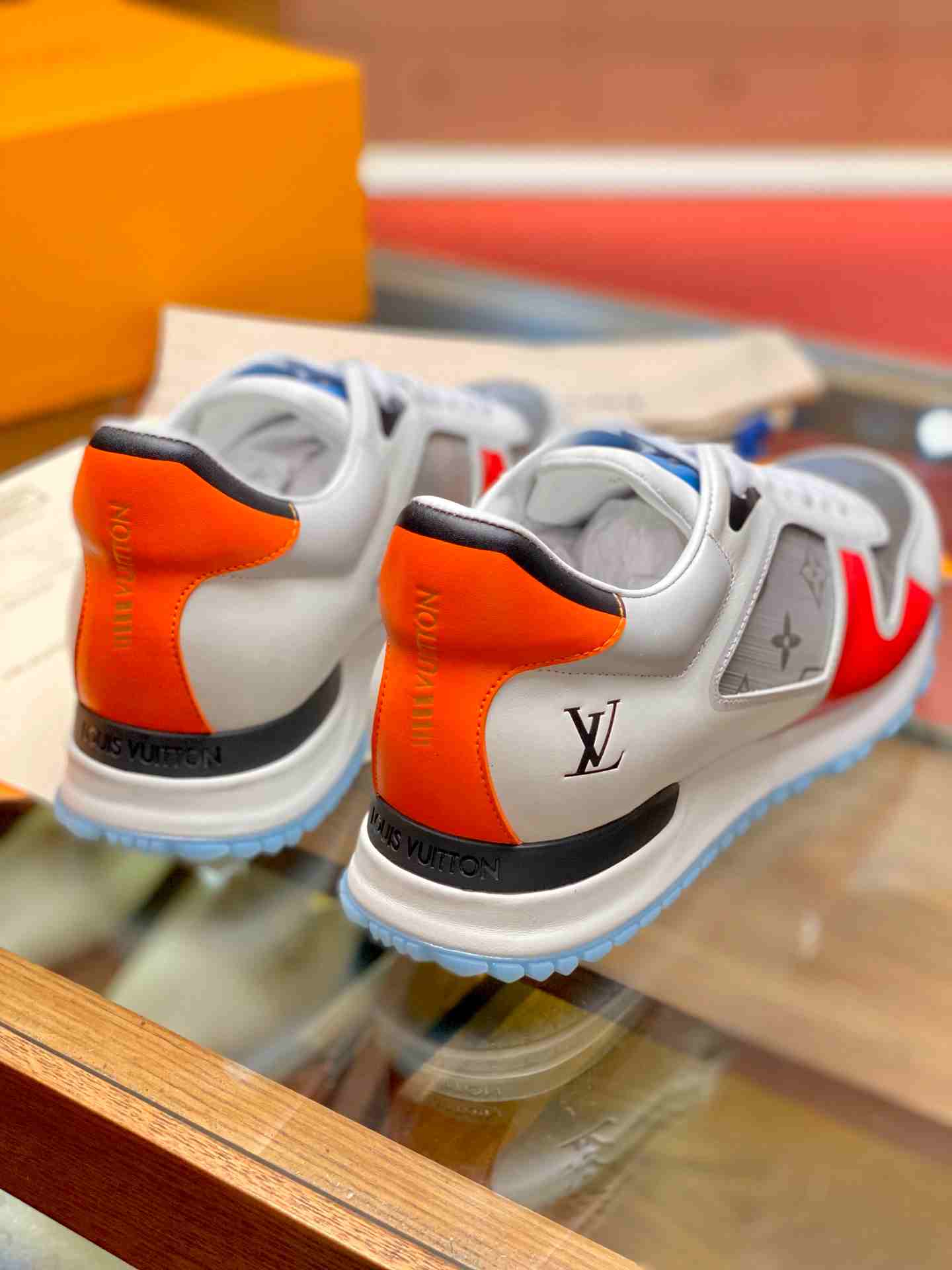 L0vis Vvtt0n Run Away Sneaker Grey For Men