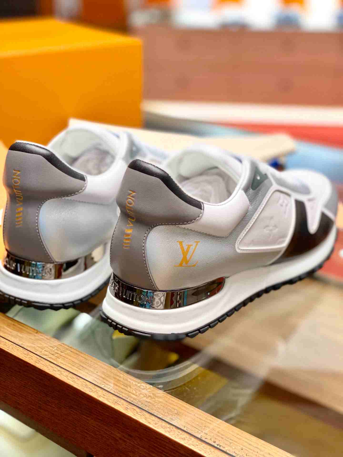 L0vis Vvtt0n Run Away Sneaker Grey For Men
