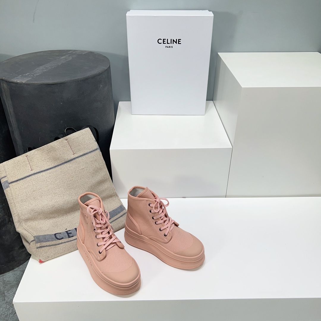 Ce1i*e Block With Triomphe Patch In Canvas Light Pink For Women
