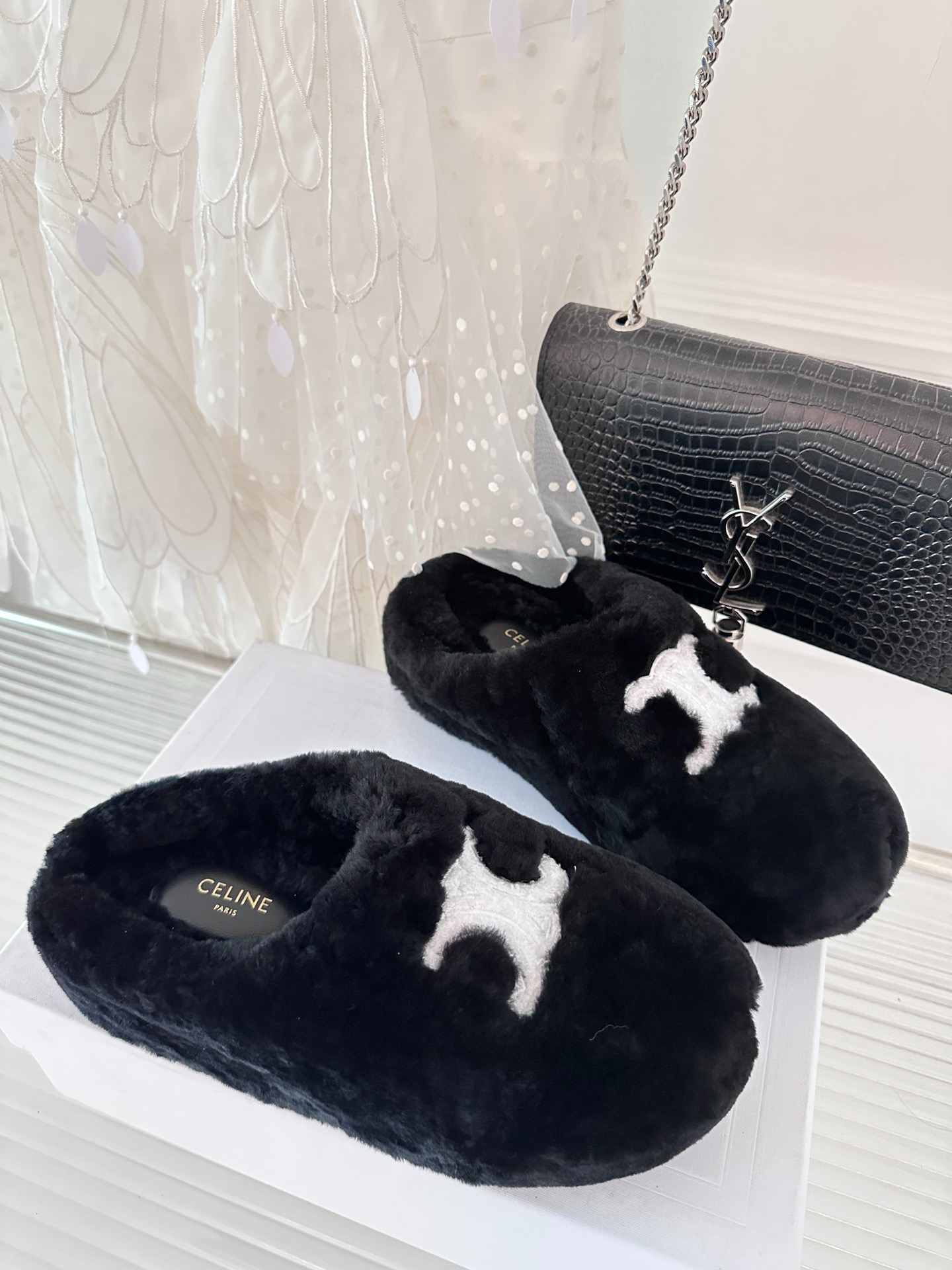 Ce1i*e Ce1i*e Fur Mule In Shearling Black For Women