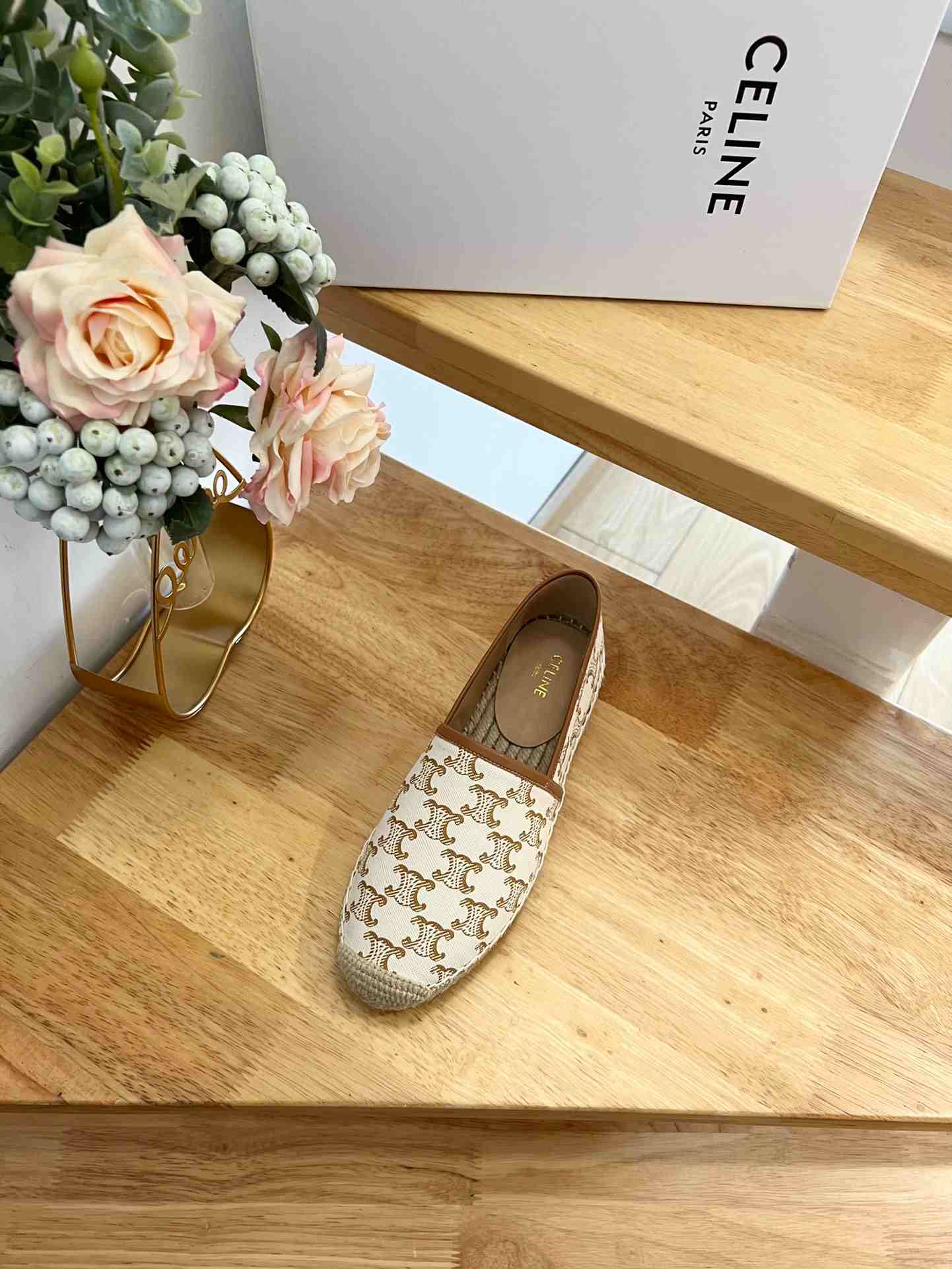 Ce1i*e Flat Espadrille With Triomphe Signature In Triomphe Canvas White For Women 354442279C.01EC
