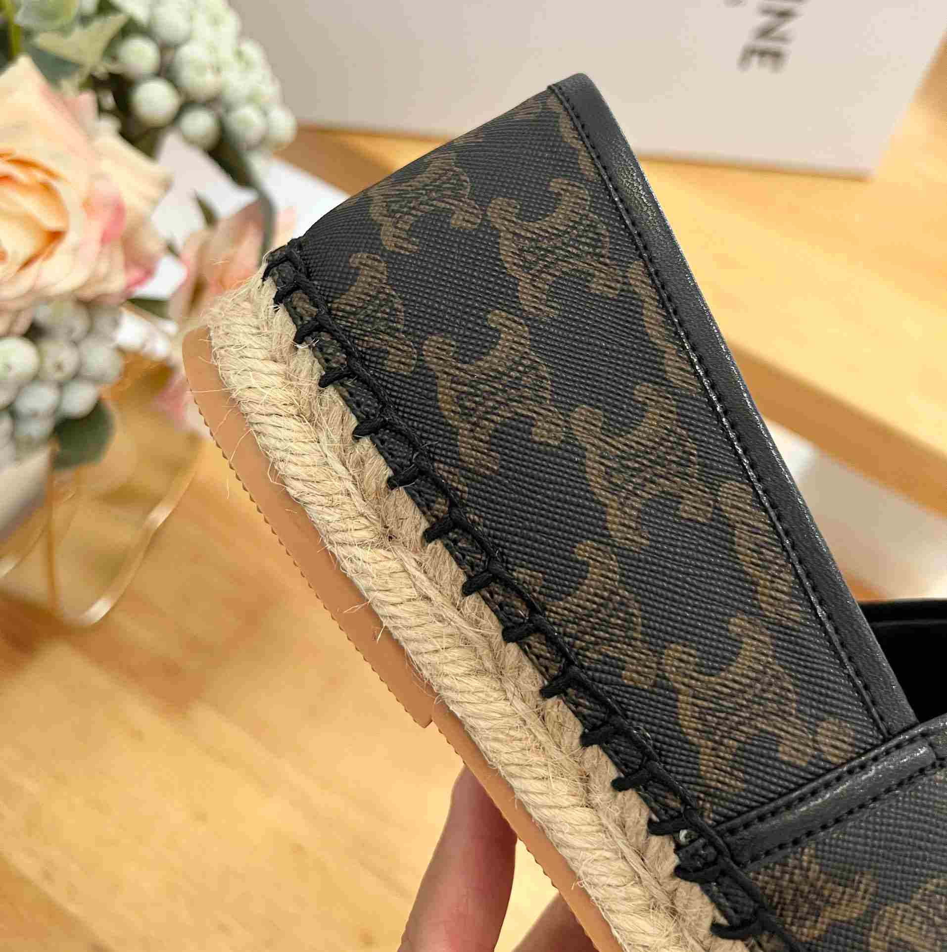 Ce1i*e Flat Espadrille With Triomphe Signature In Triomphe Canvas Black And Brown For Women