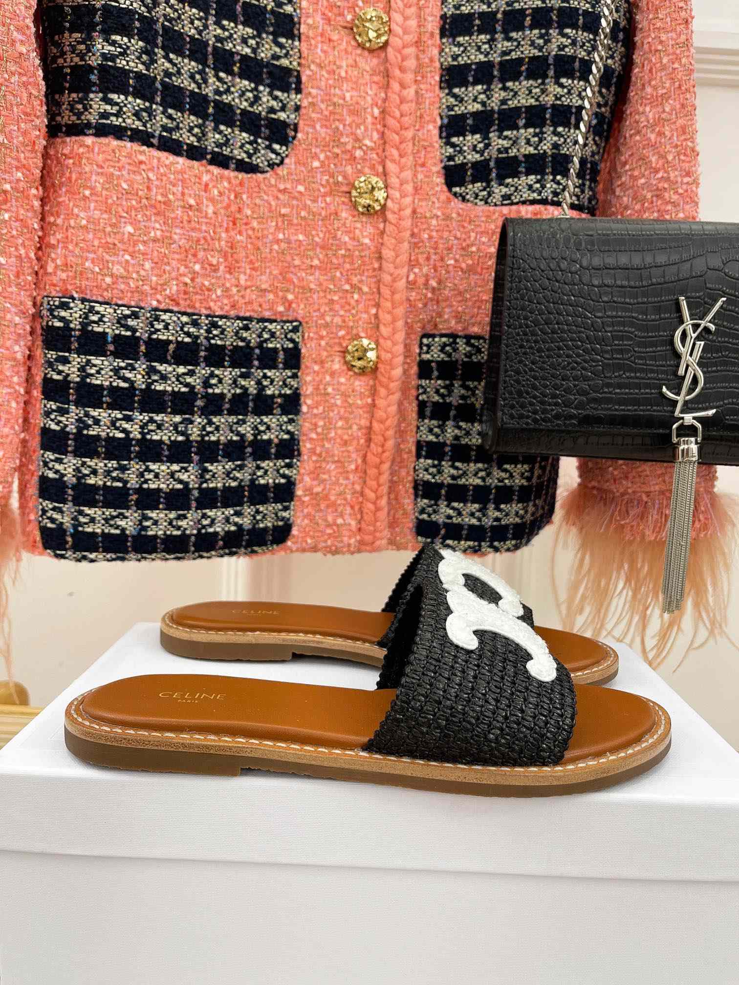 Ce1i*e Lympia Flat In Raffia Black For Women