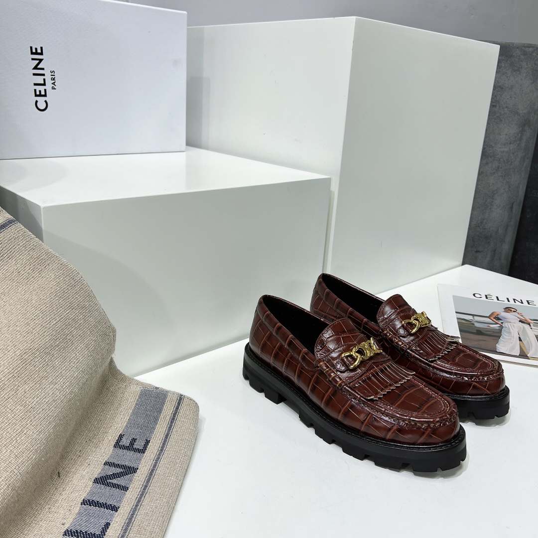 Ce1i*e Margaret Loafer With Triomphe Dark Brown For Women 344893656C.19DK