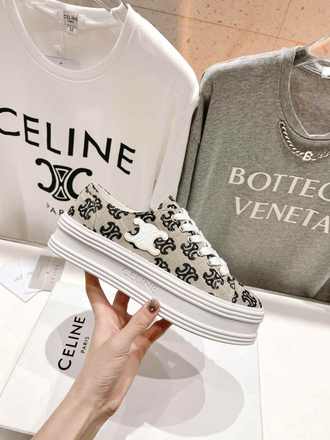 Ce1i*e Triomphe Sneakers In Canvas Black For Women