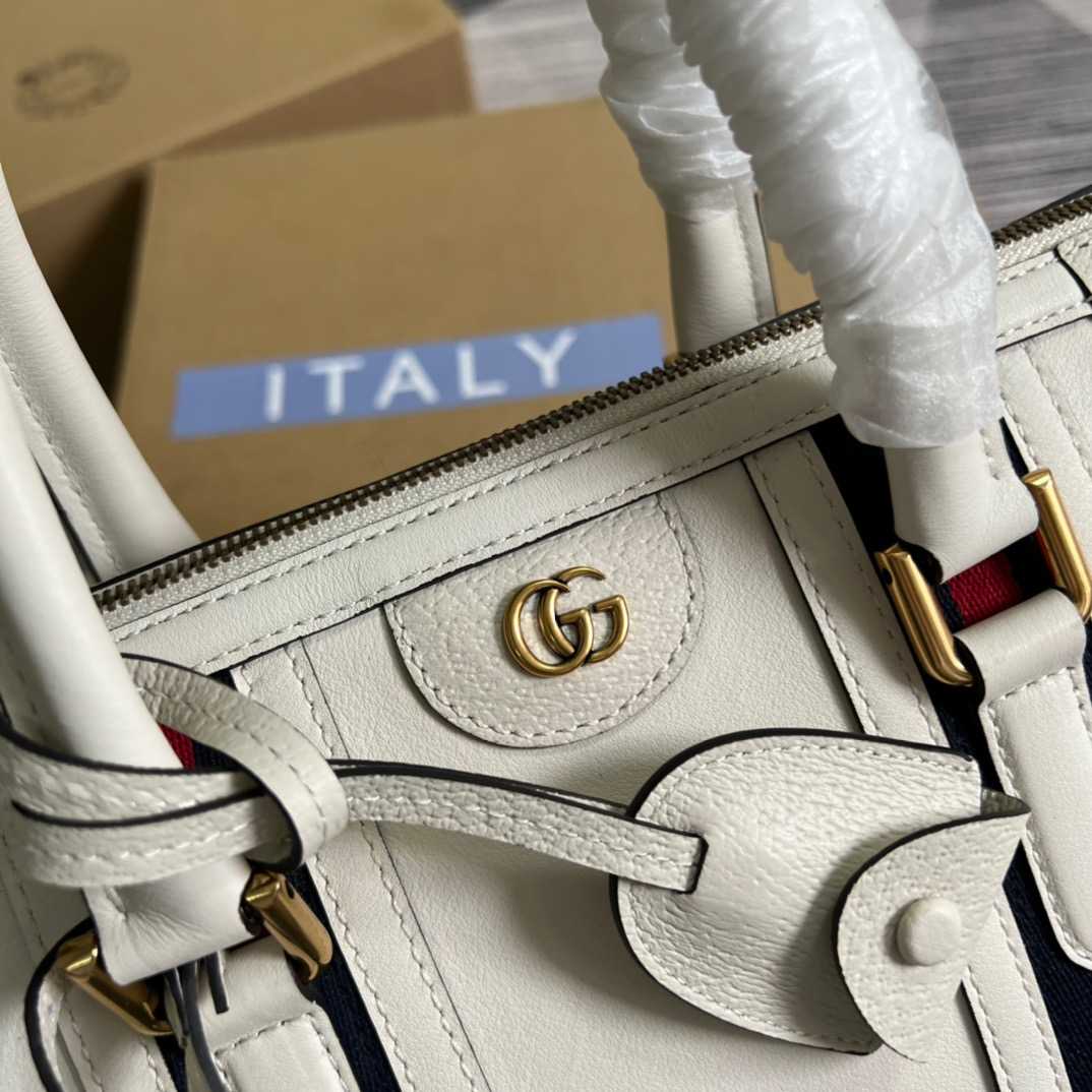 Gvc*1 Double G-Detailed Smooth Medium Handbag White For Men 13.3 in/ 34 cm