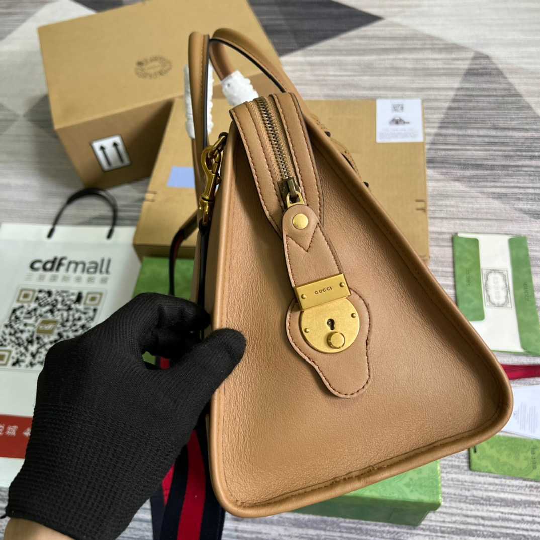 Gvc*1 Double G-Detailed Smooth Medium Handbag Brown For Men 13.3 in/ 34 cm