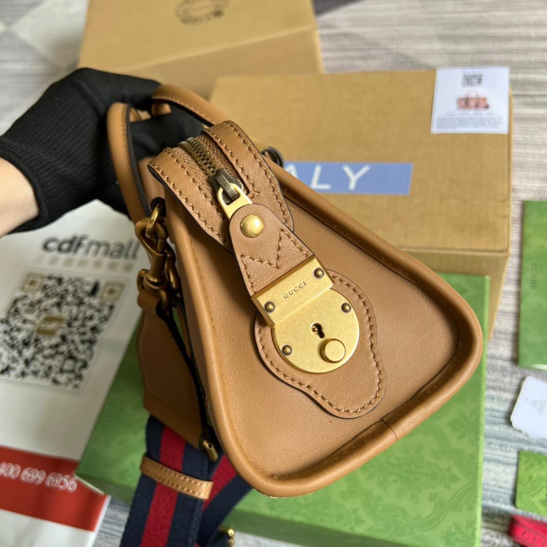 Gvc*1 Double G-Detailed Smooth Mini Handbag White/Grey/Brown For Men 8.6 in/ 22 cm
