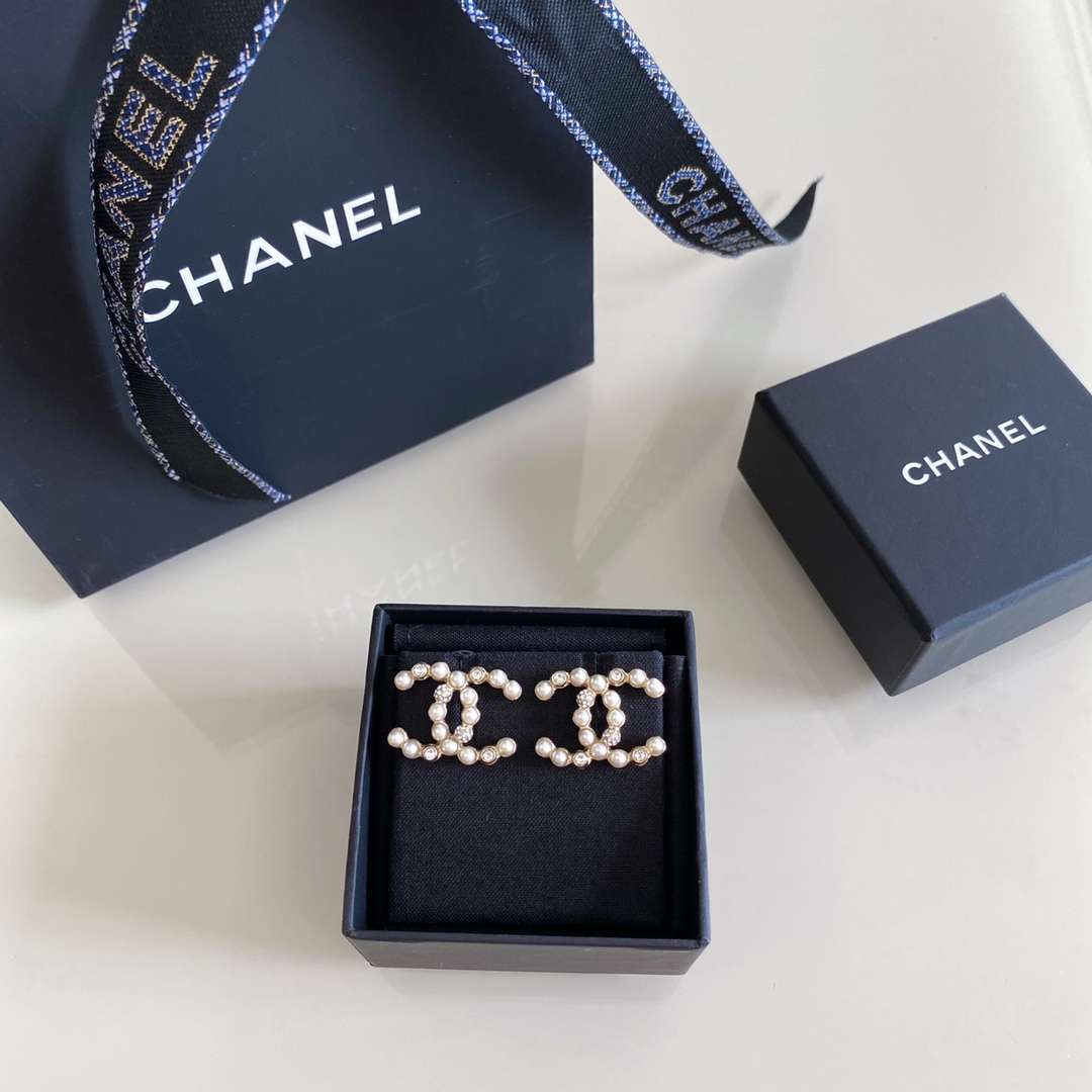 Ch**el Letter C Earrings Gold For Women