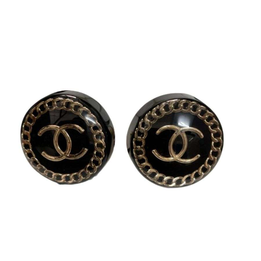 Ch**el  Round Acrylic Stud Earrings Black For Women