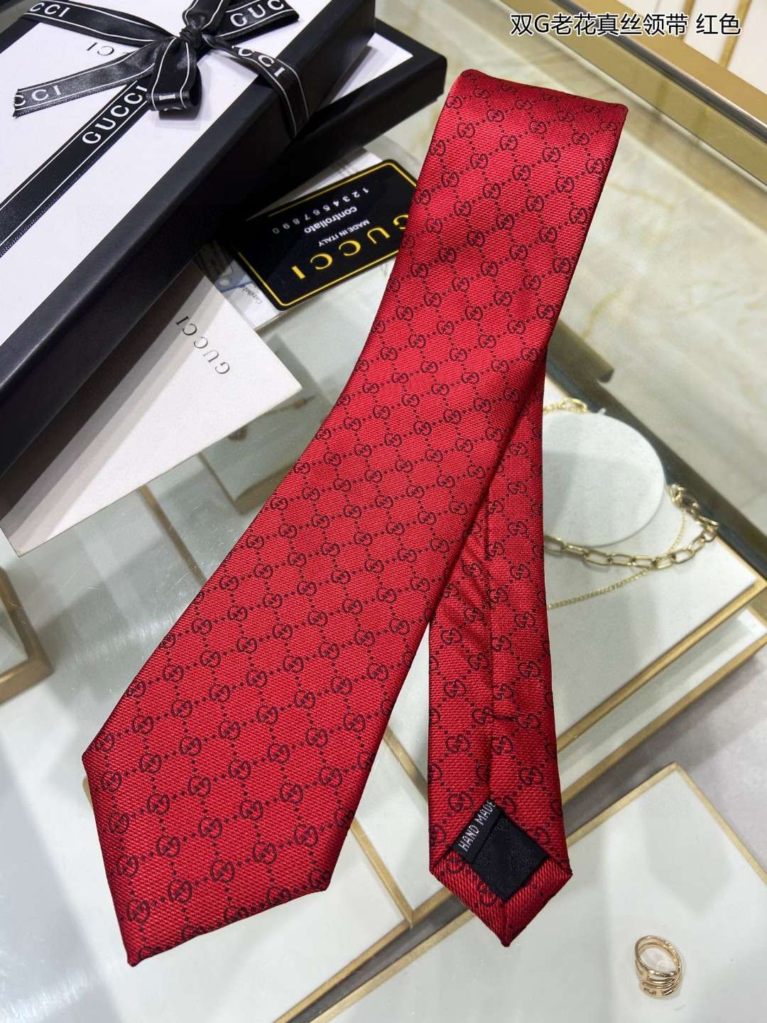 Gvc*1 Pattern Silk Tie Red For Men