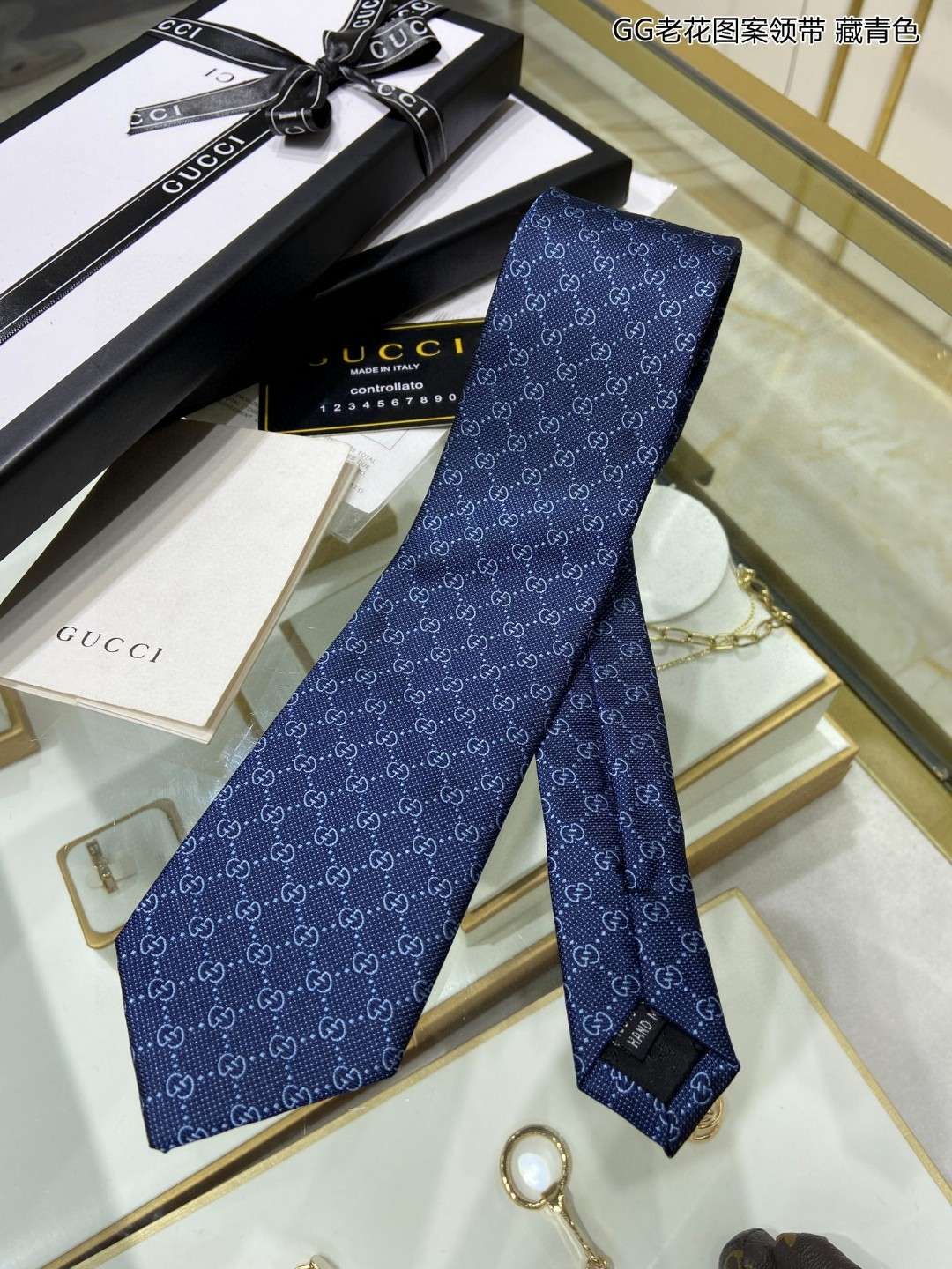 Gvc*1 Pattern Silk Tie Navy Blue For Men