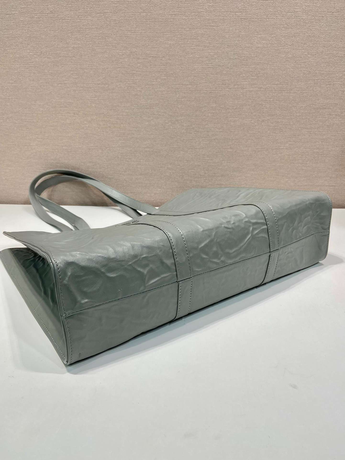 Pra*a Large Antique Nappa Tote Grey/Green For Women 15.3in/39cm 1BG460_UVL_F0480_V_OOO