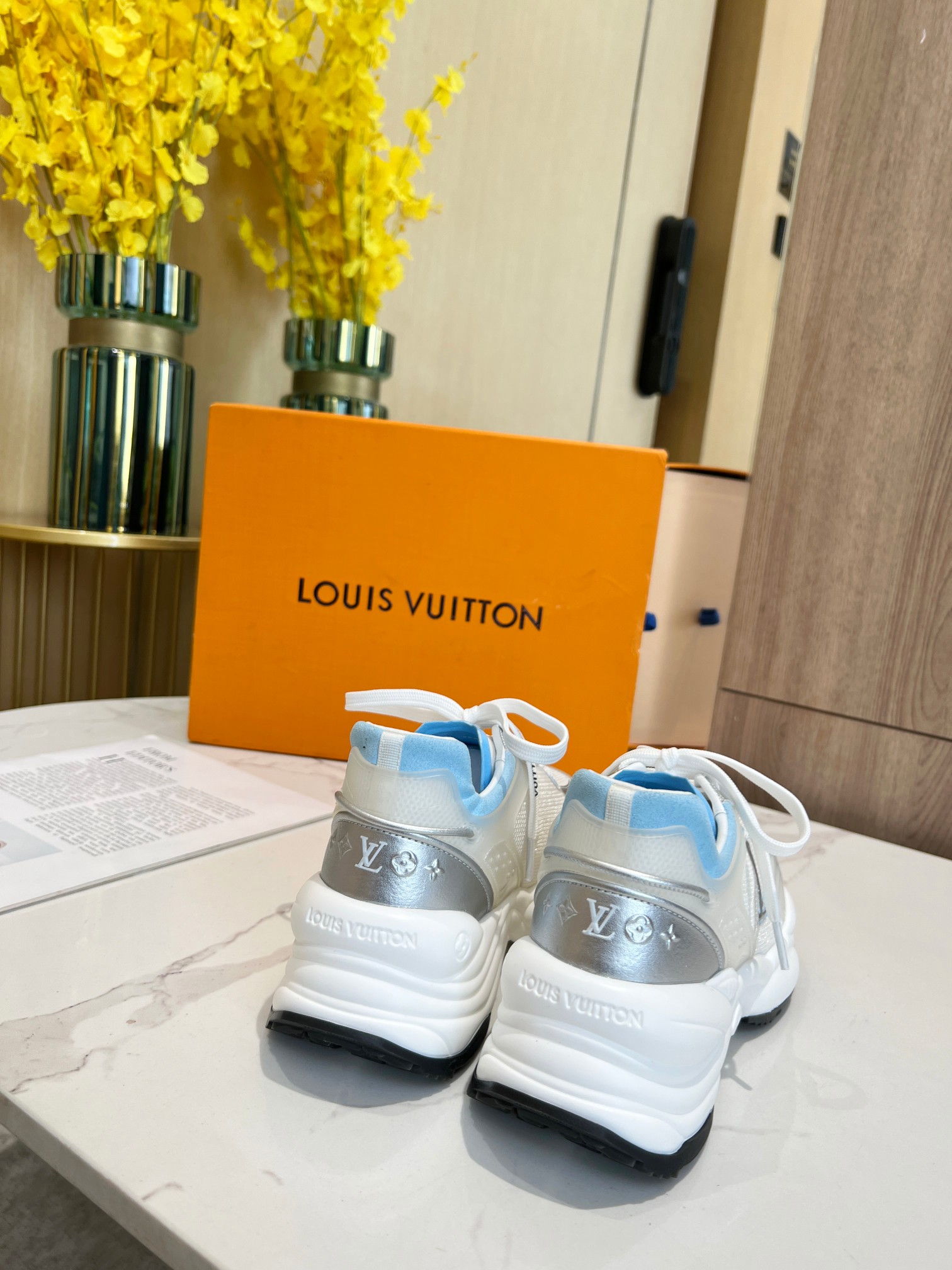 L0vis Vvtt0n Run 55 Sneaker White For Women
