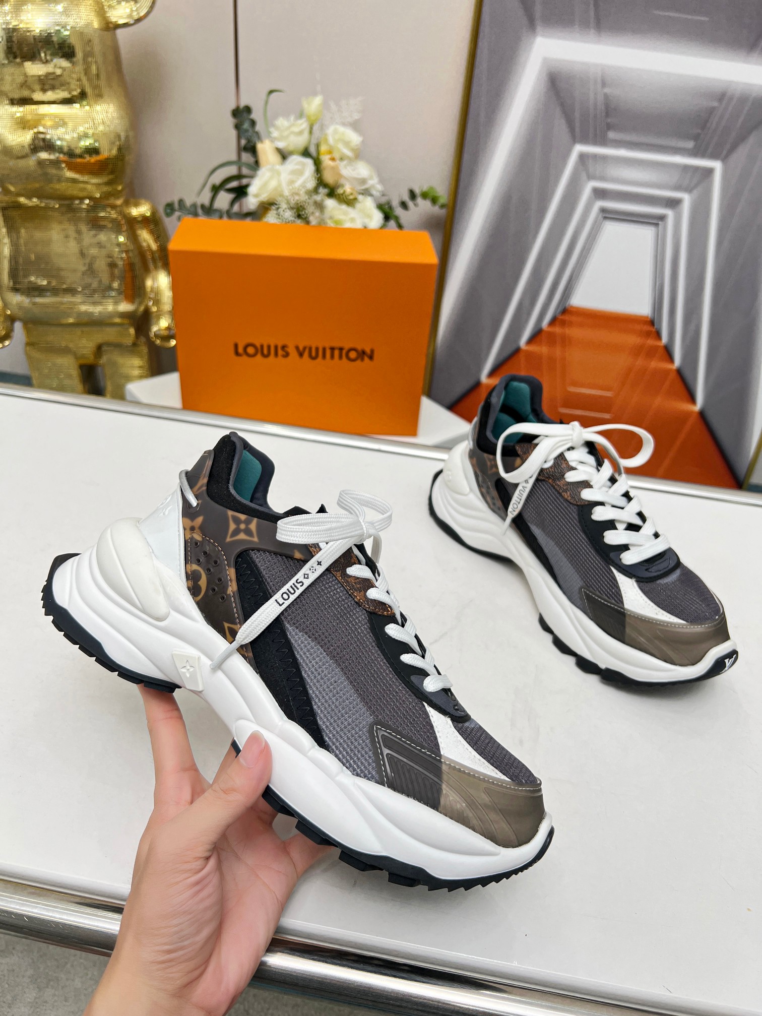 L0vis Vvtt0n Run 55 Sneaker Black For Women 1AAP5L