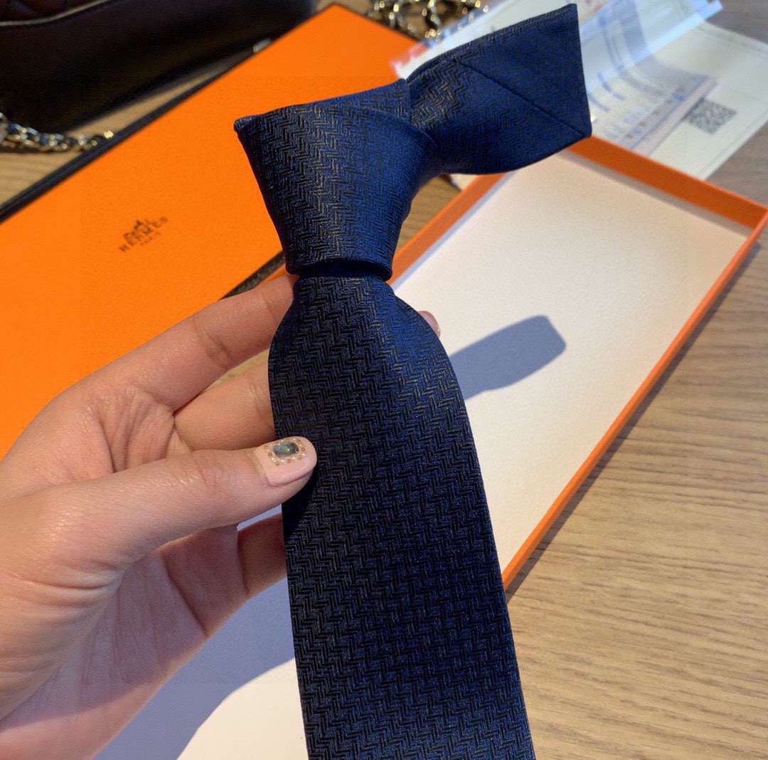 H**me5 Tie 7 Faconnee New H Navy Blue For Men