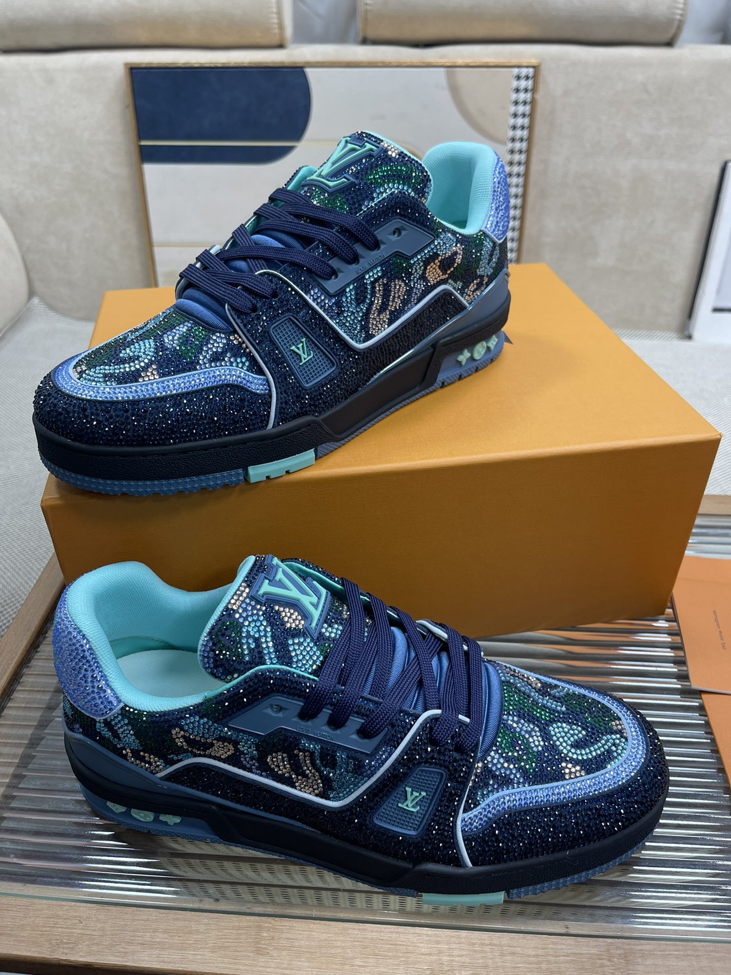 L0vis Vvtt0n Trainer Sneaker LV Dark Blue For Women