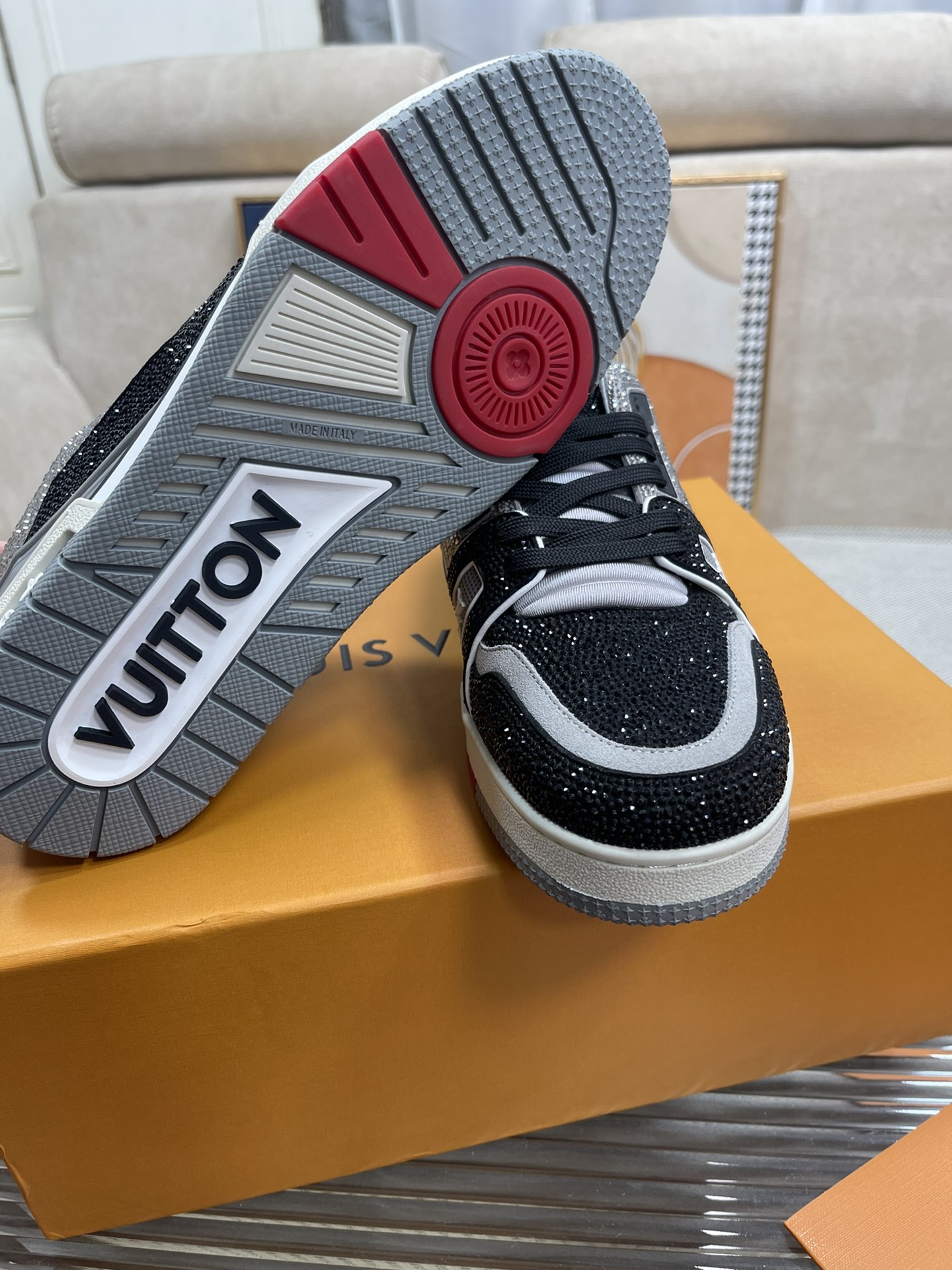 L0vis Vvtt0n Trainer Sneaker LV Black/Silver For Women
