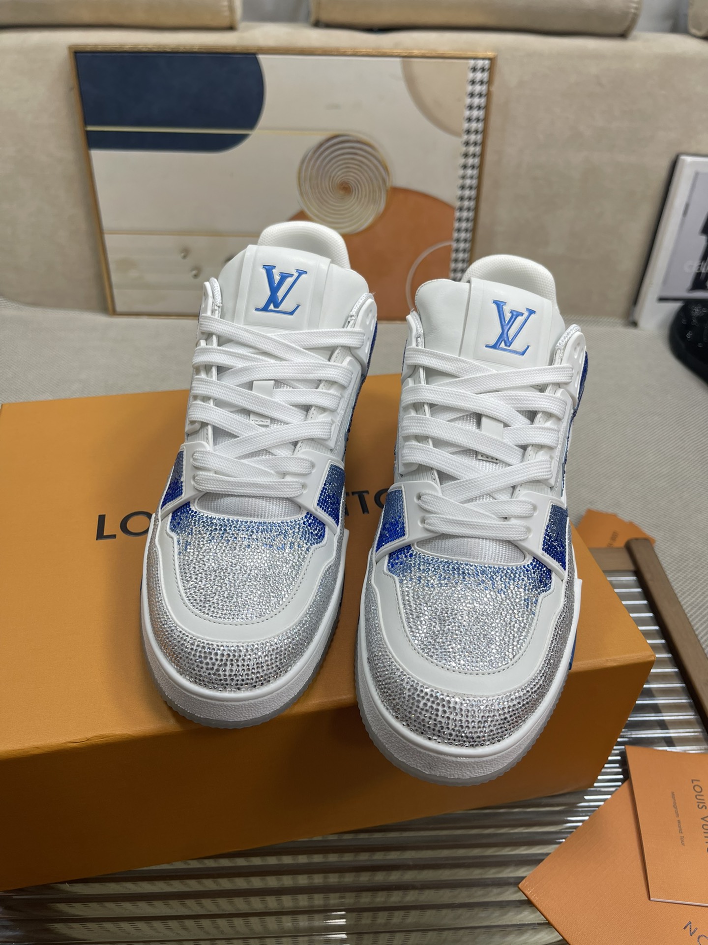 L0vis Vvtt0n Trainer Sneaker LV White For Women