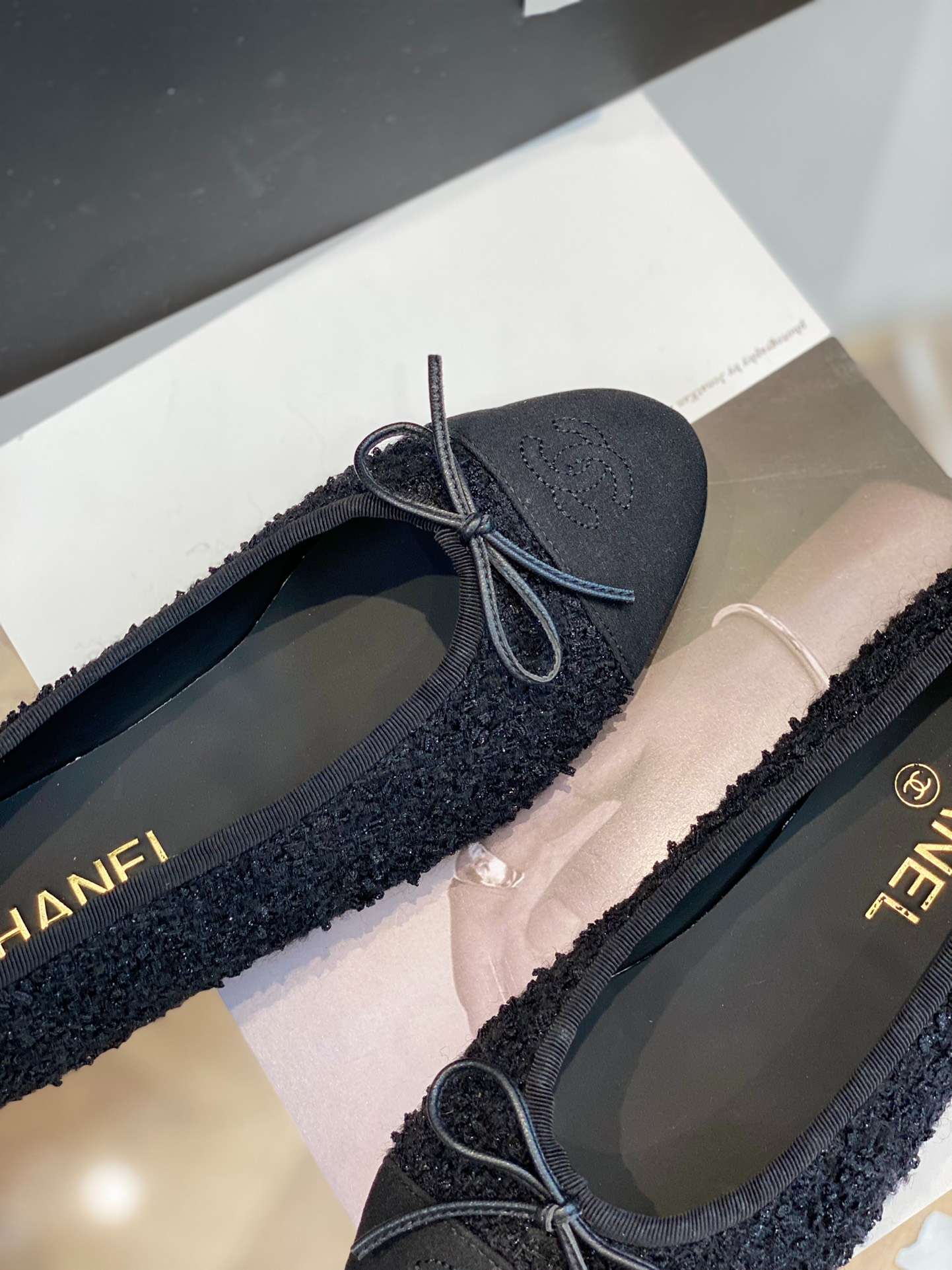 Ch**el Ballet Flats Black For Women