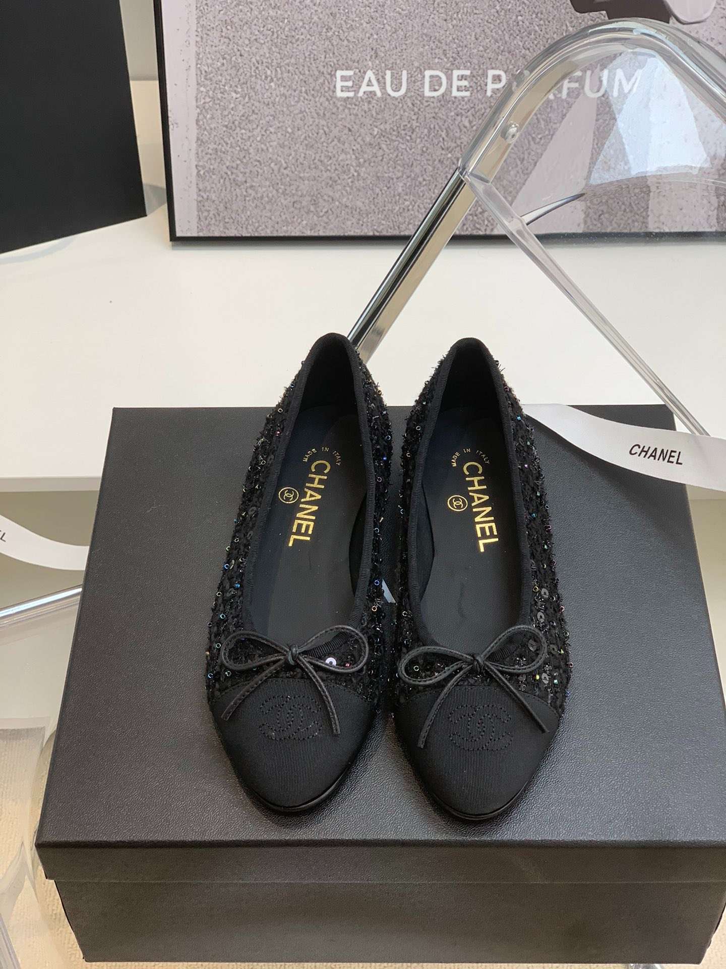 Ch**el Ballet Flats Black For Women