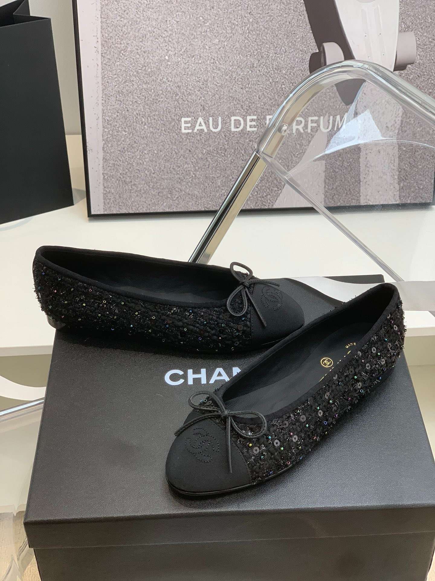 Ch**el Ballet Flats Black For Women