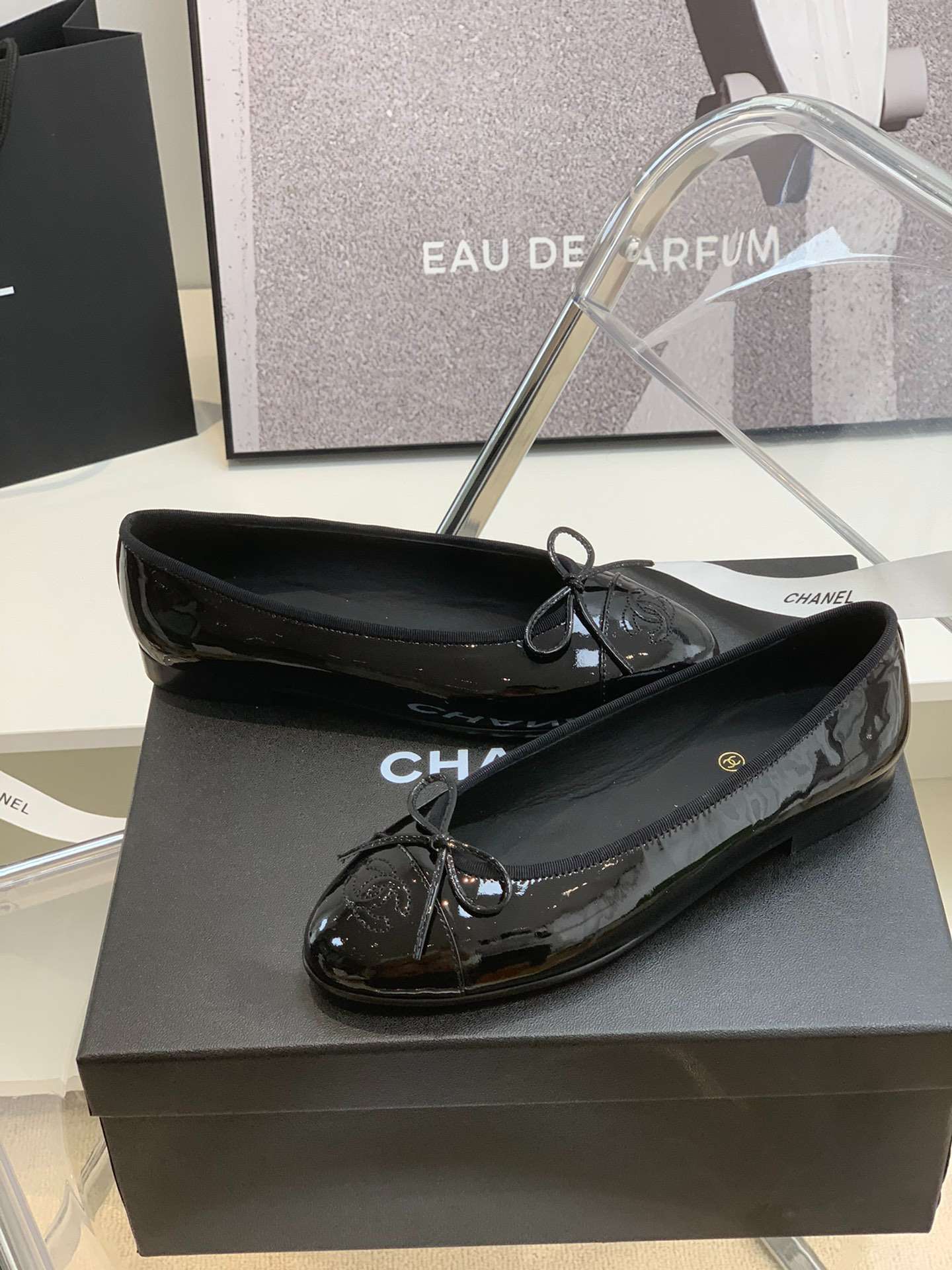 Ch**el Ballet Flats Black For Women