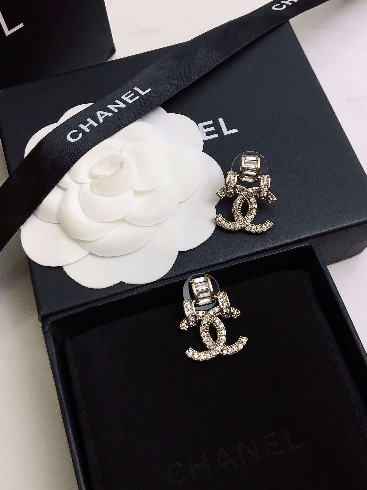 Ch**el Double C Earrings Gold For Women
