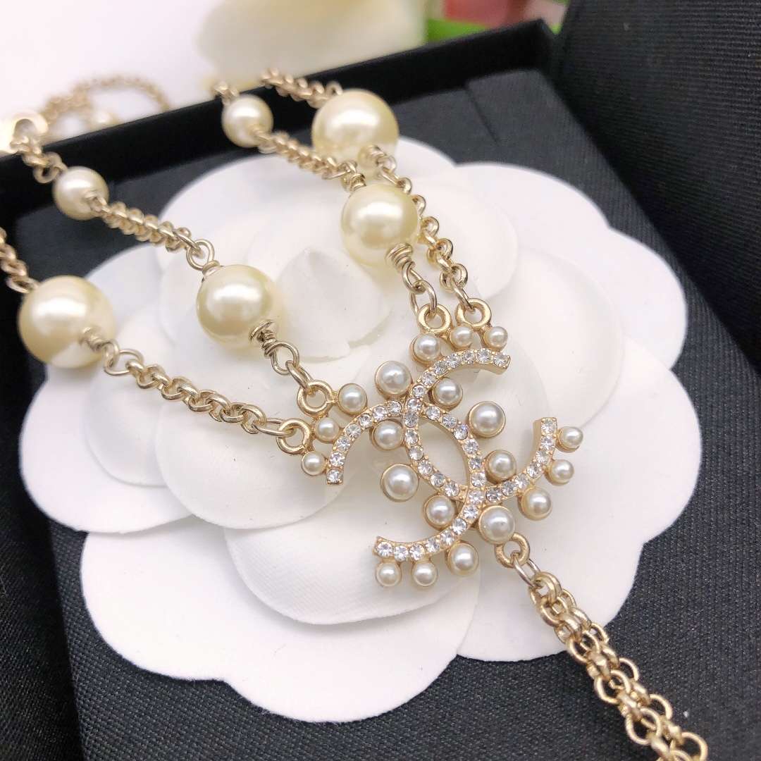 Ch**el Pearl Double C Rice Beads Large And Small Necklace Gold For Women
