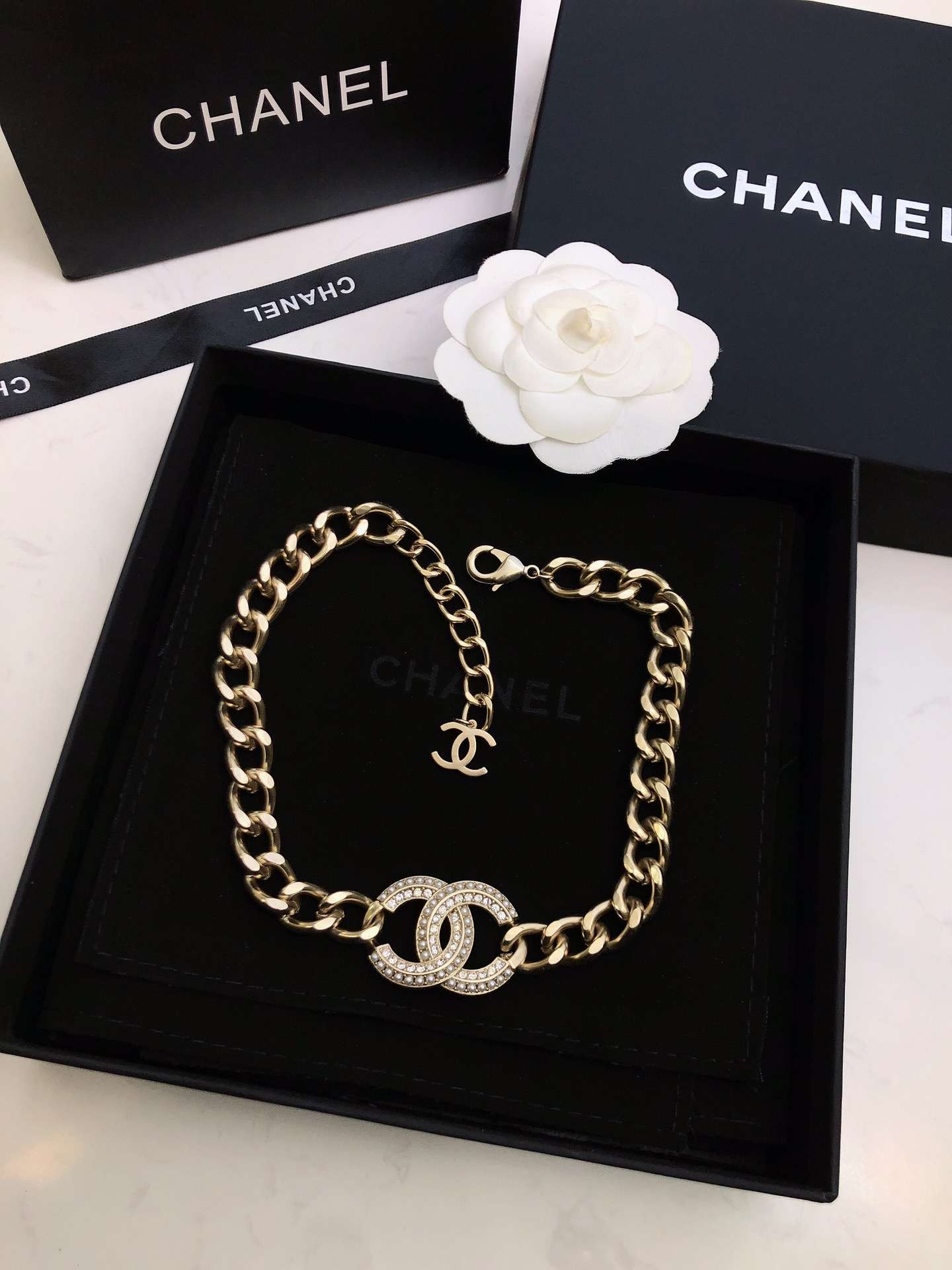 Ch**el Small Agarwood Necklace Gold For Women