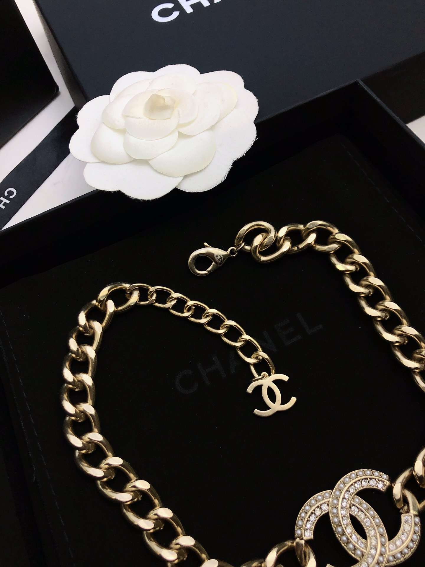 Ch**el Small Agarwood Necklace Gold For Women