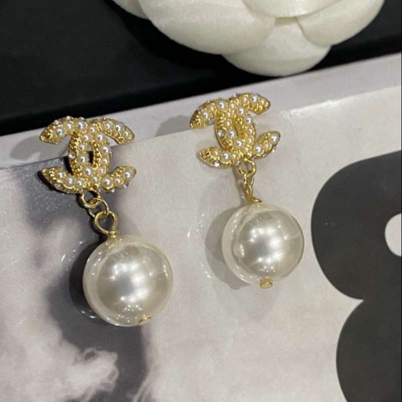 Ch**el Tassel Long Crystal D1am0nd Pearl Earrings Gold For Women