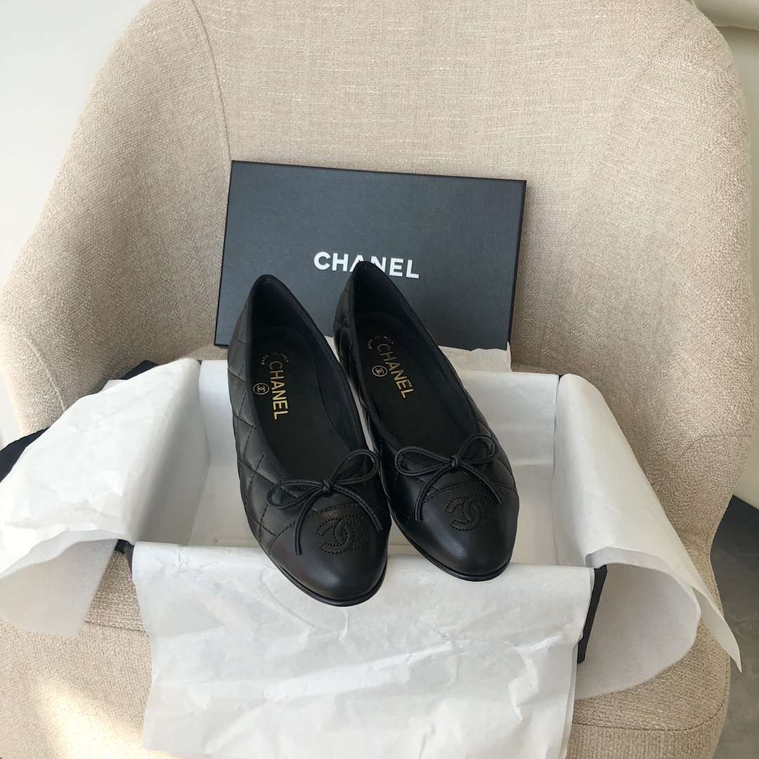 Ch**el Ballet Flats Black For Women