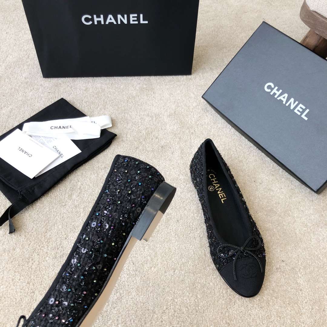 Ch**el Ballet Flats Black For Women