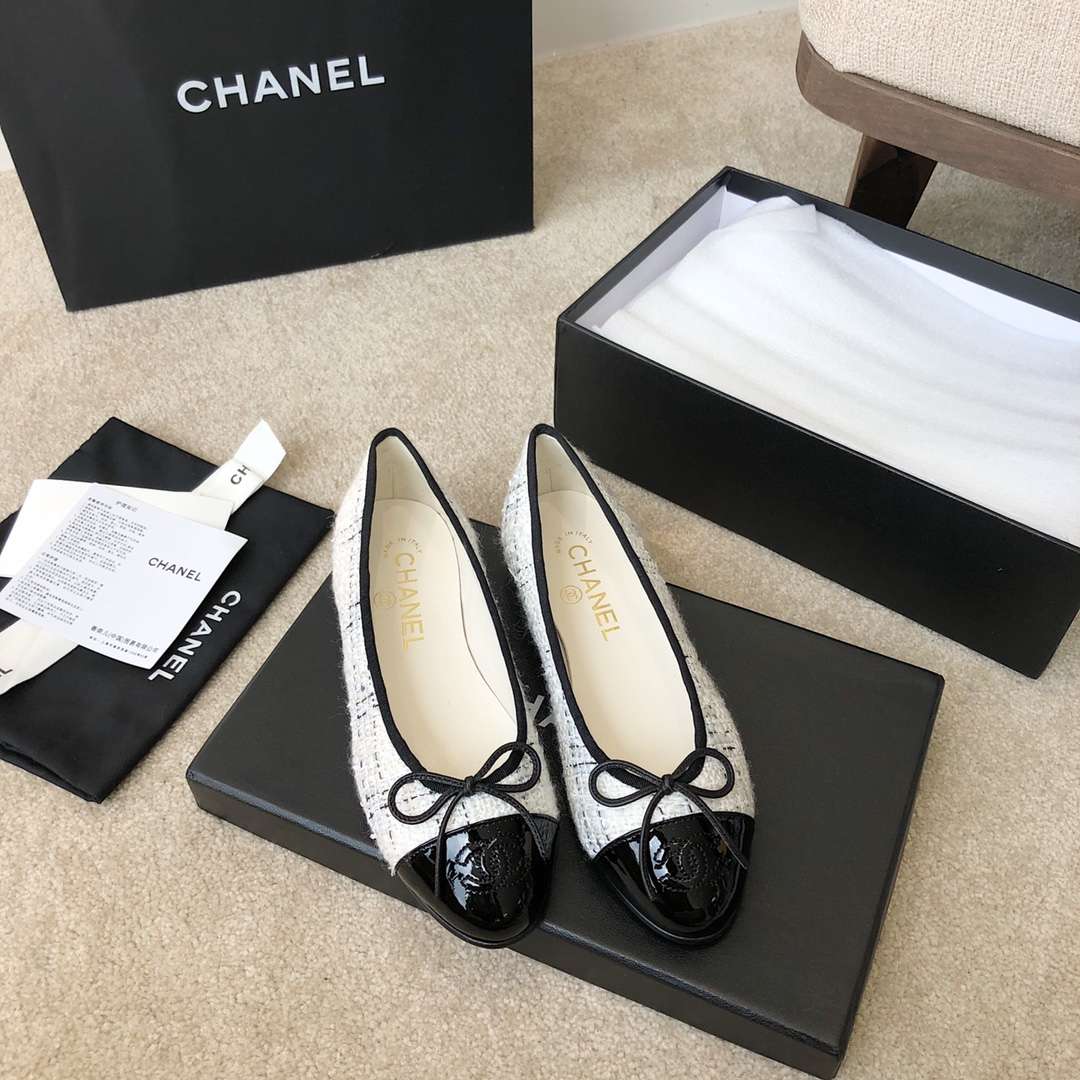 Ch**el Ballet Flats White For Women