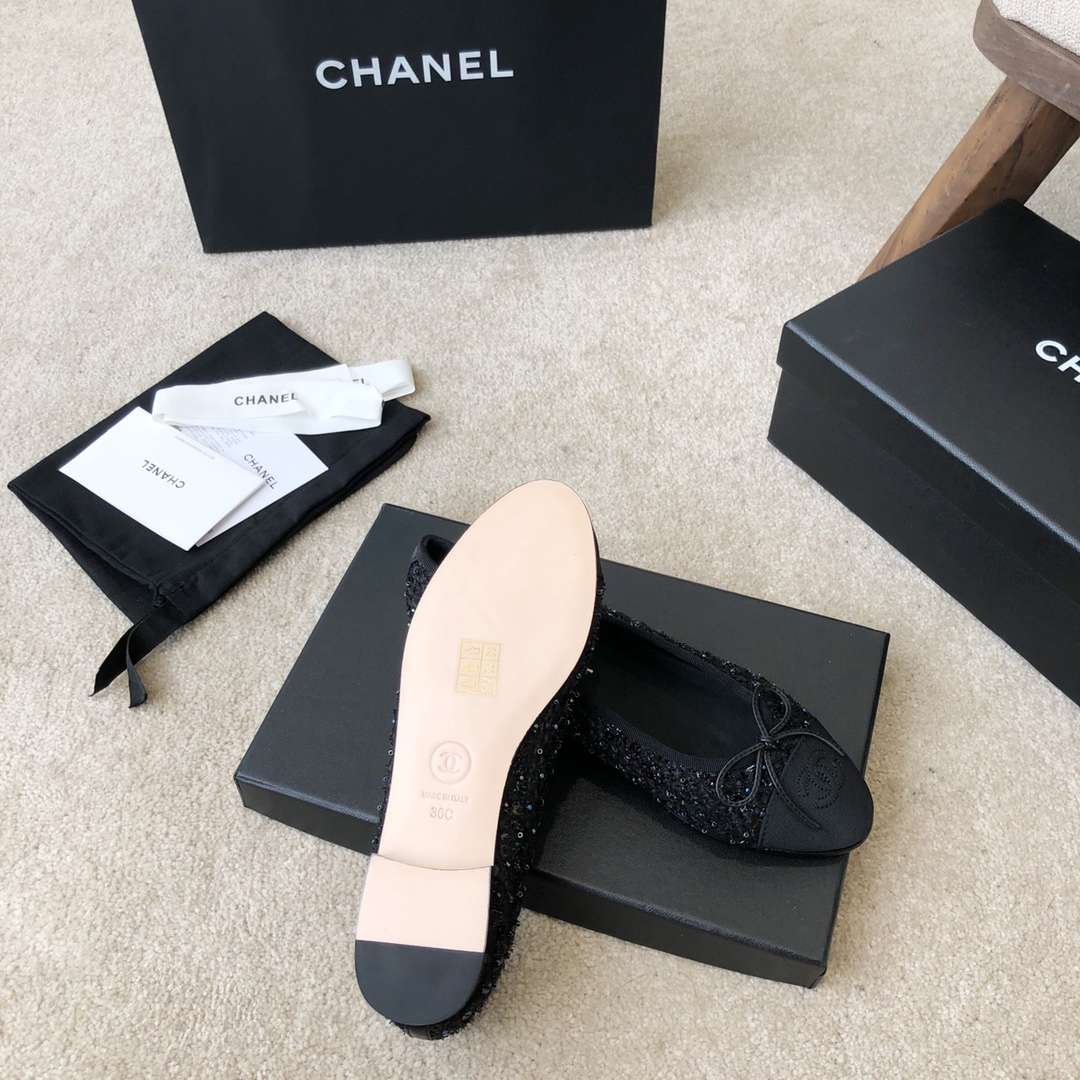Ch**el Ballet Flats Black For Women