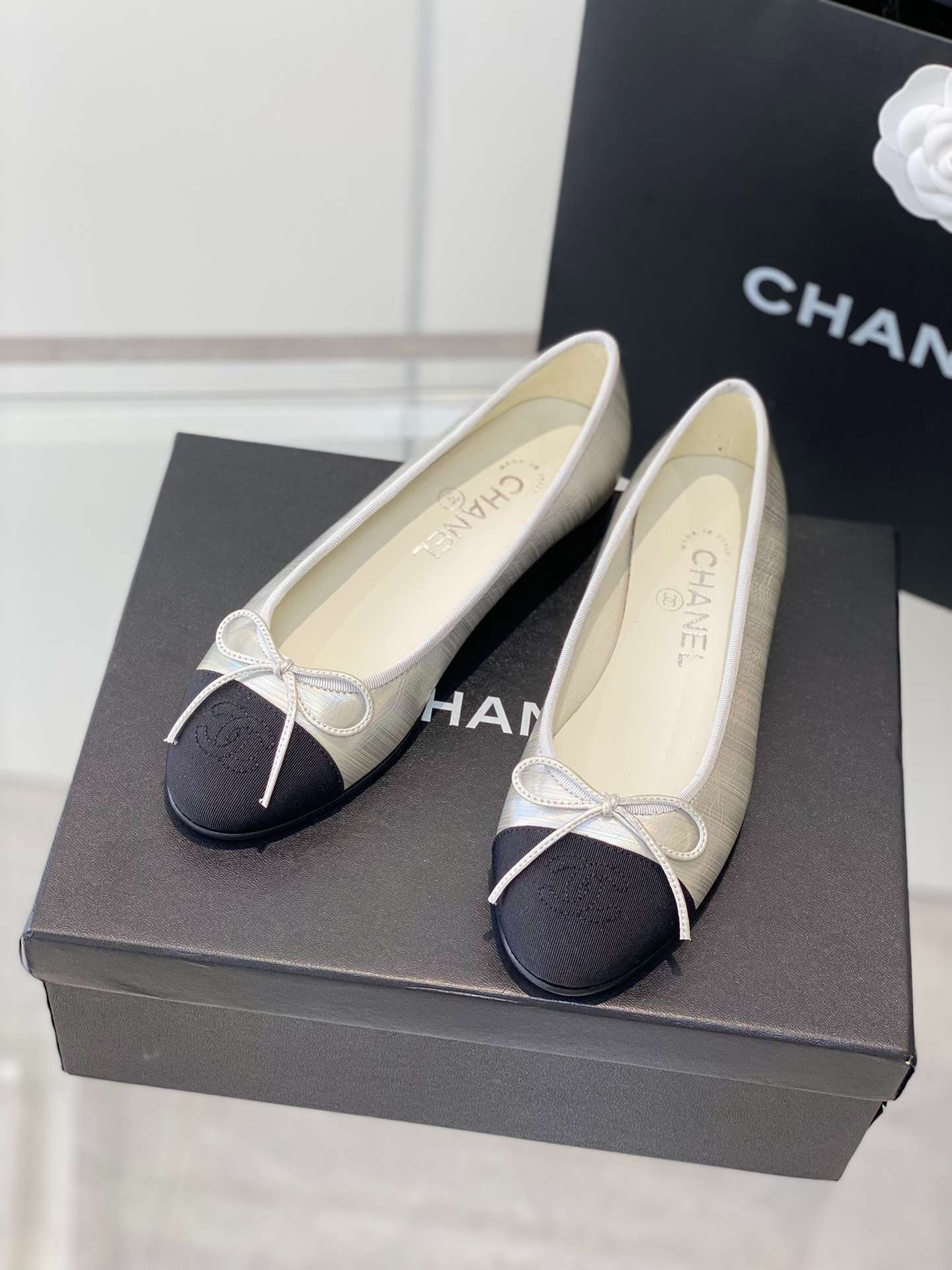 Ch**el Ballet Flats Silver For Women