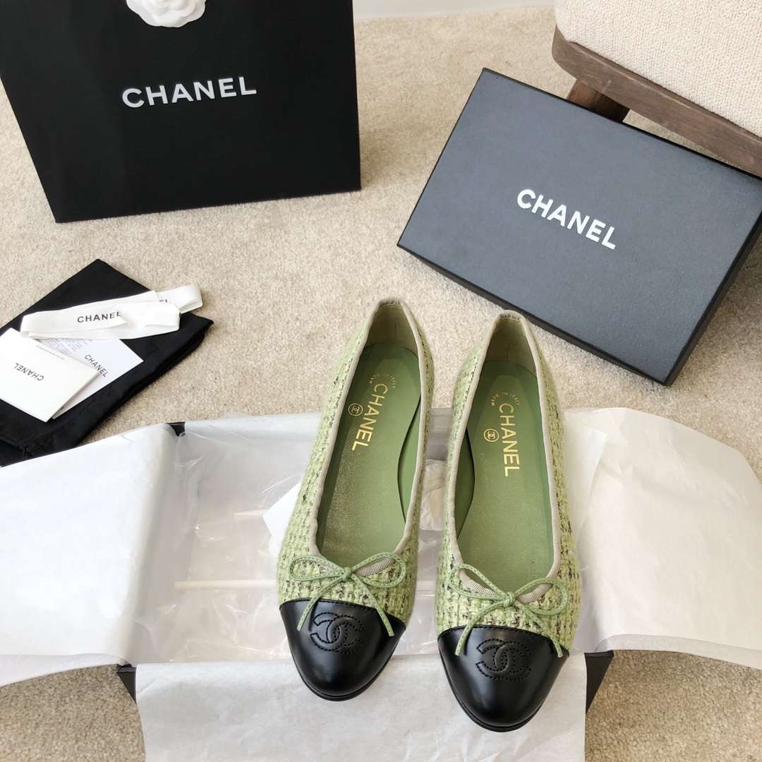 Ch**el Ballet Flats Green For Women
