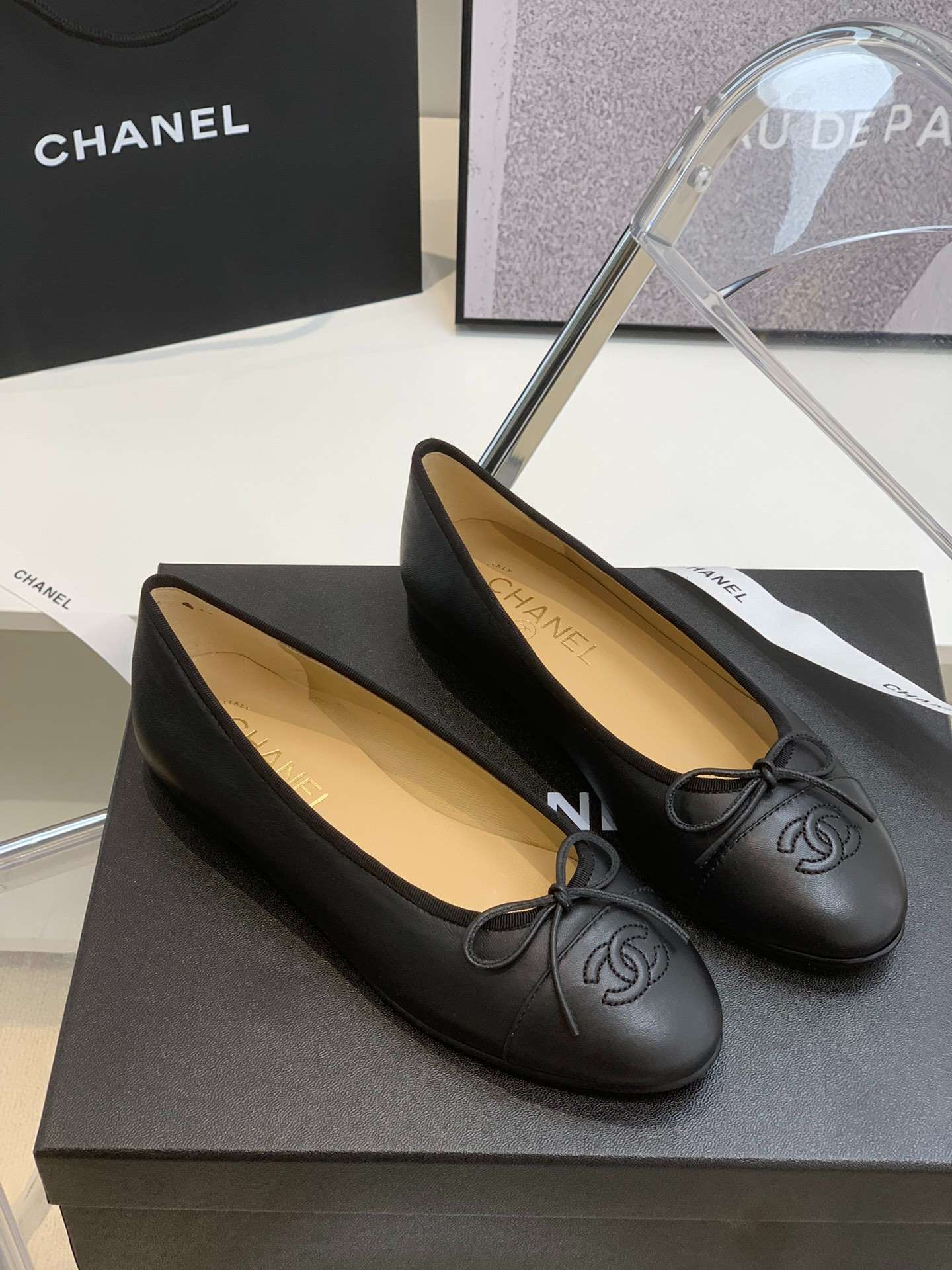 Ch**el Ballet Flats Black For Women