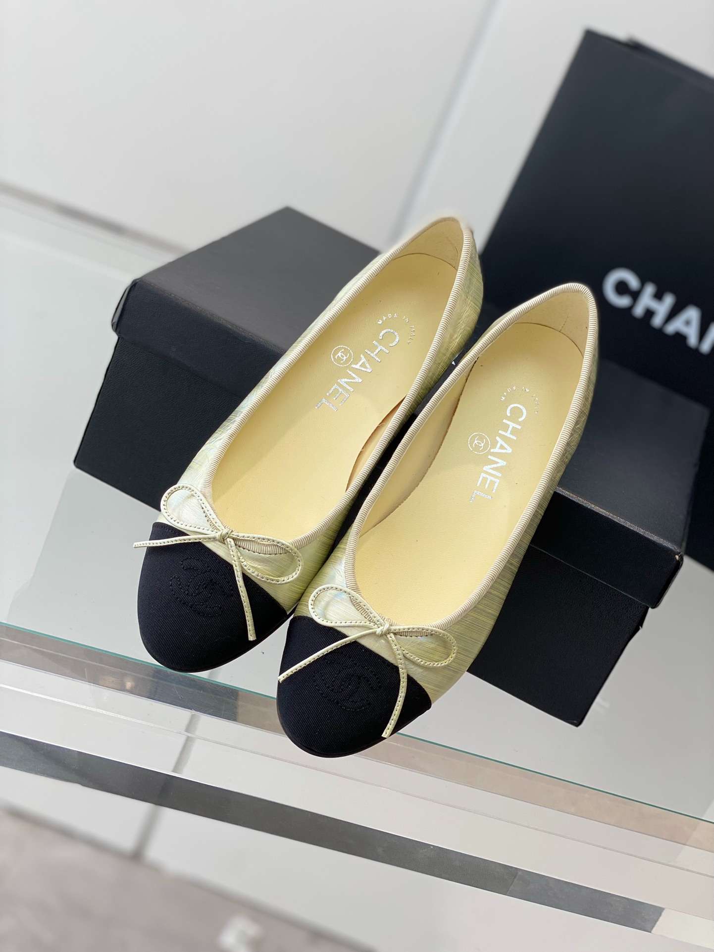 Ch**el Ballet Flats Cream For Women