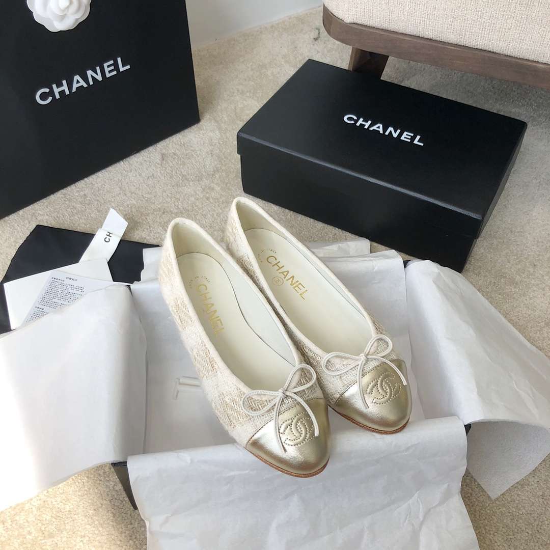 Ch**el Ballet Flats White For Women