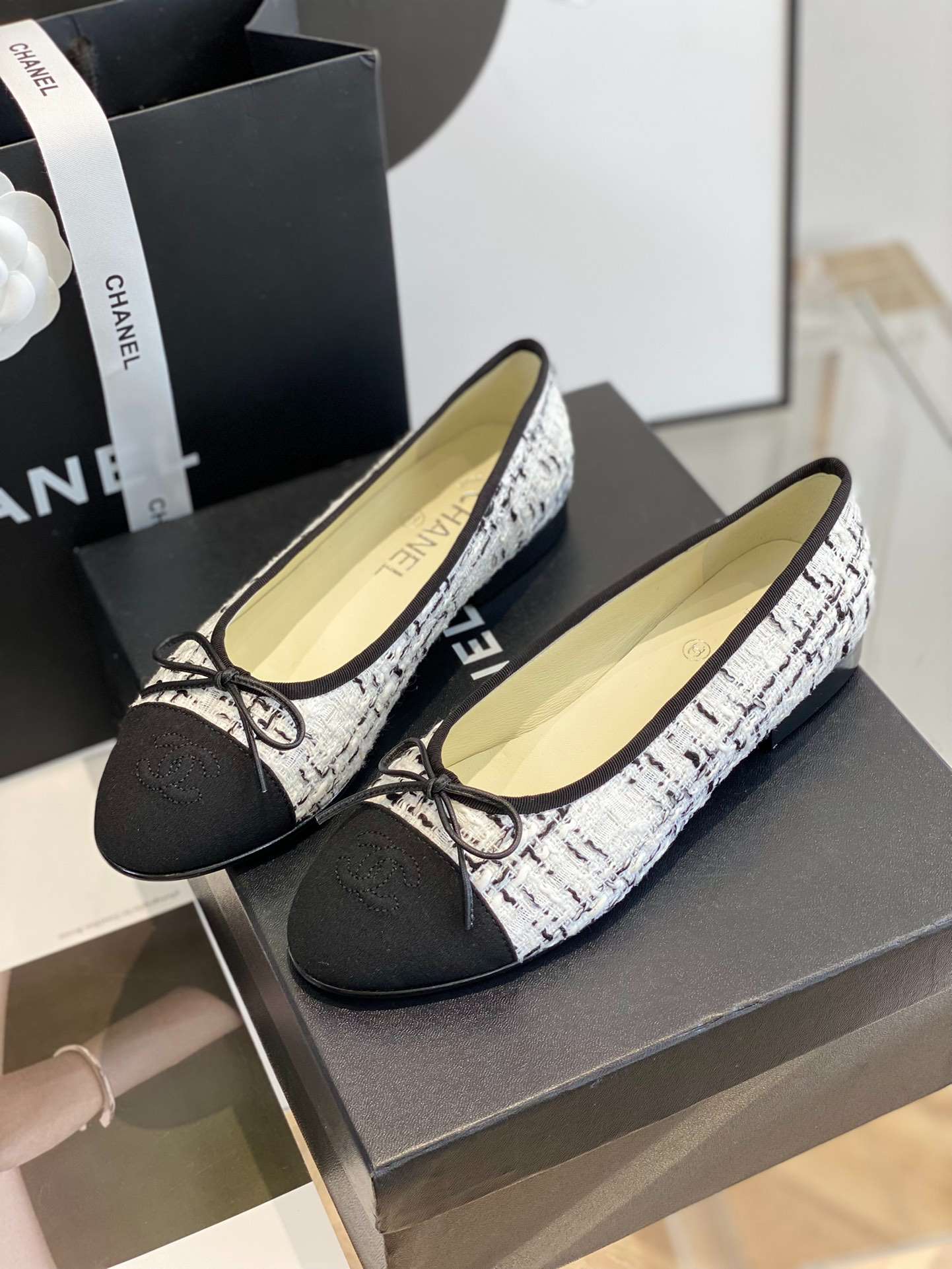 Ch**el Ballet Flats White For Women