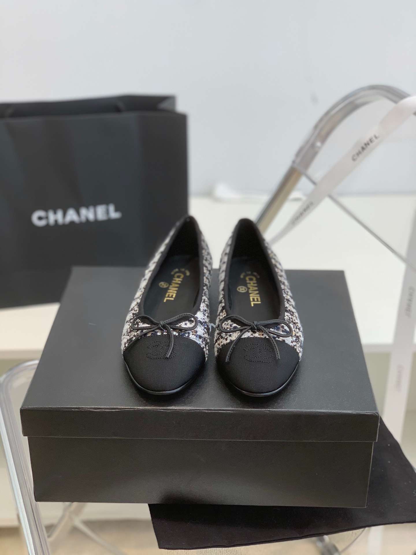 Ch**el Ballet Flats White For Women